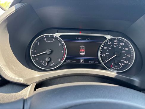 Used 2025 Nissan Sentra SV image 40