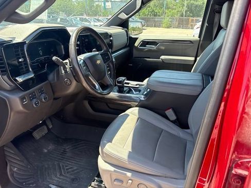 Used 2023 Chevrolet Silverado 1500 LTZ AWD/4WD image 10