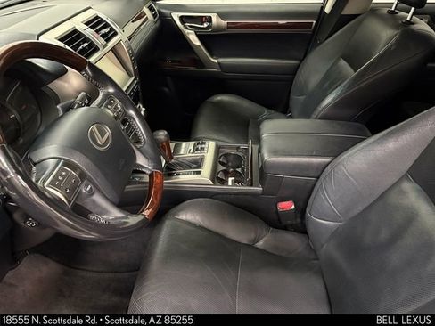 Used 2015 Lexus GX 460 w/ Premium Package AWD/4WD image 15