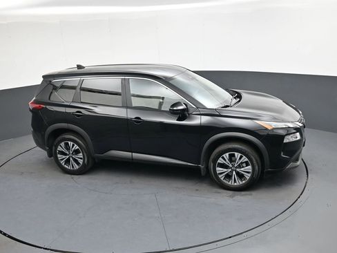 Used 2023 Nissan Rogue SV image 25