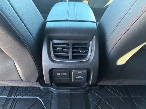 Used 2022 Chevrolet Blazer RS w/ Enhanced Convenience Package image 19