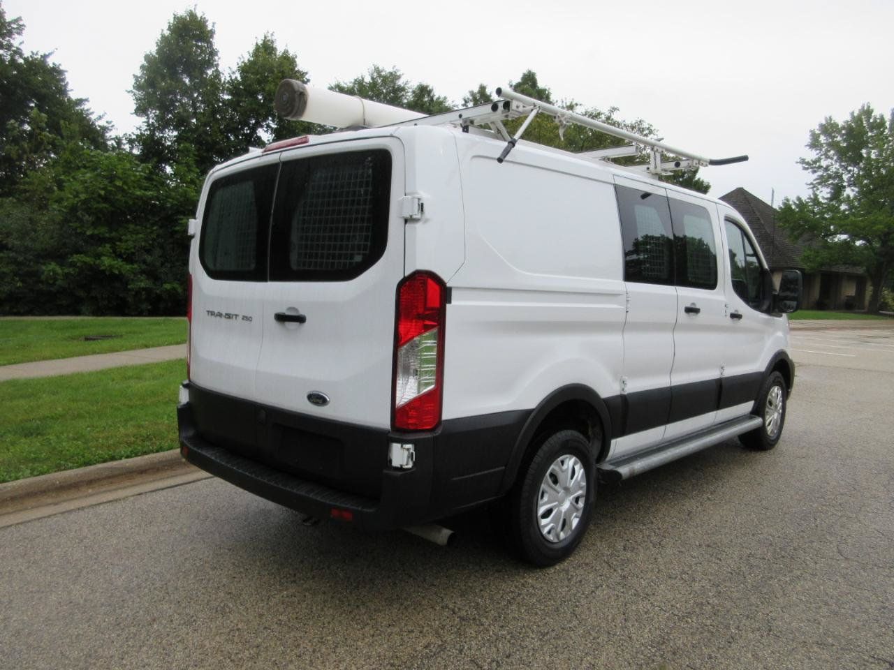 Used 2020 Ford Transit 250 Low Roof w/ Exterior Upgrade Package RWD image 11