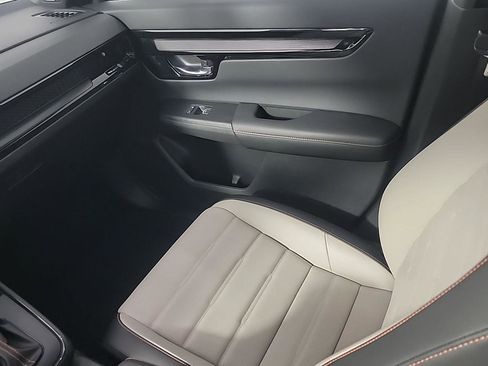 Certified 2025 Honda CR-V Sport Touring image 23
