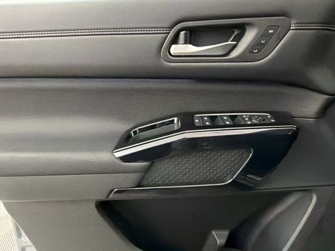 New 2026 Nissan Pathfinder Platinum FWD image 23