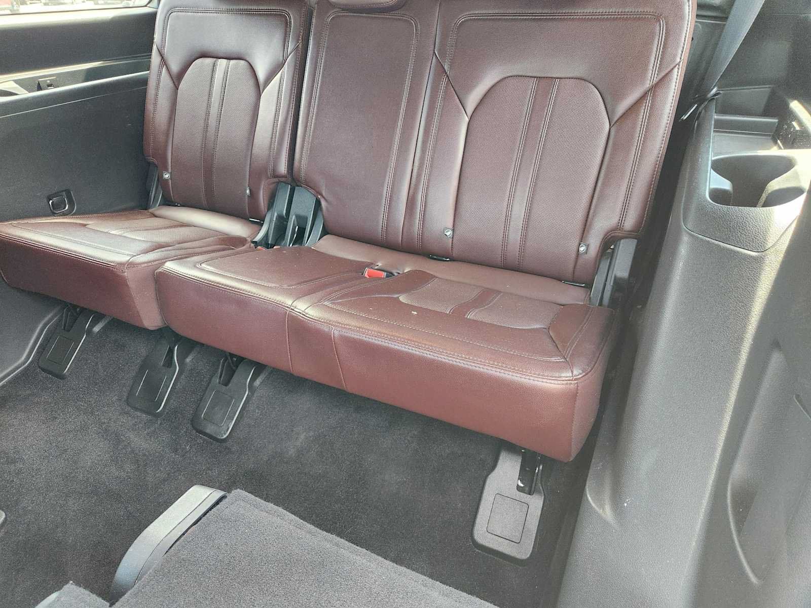 Used 2022 Ford Expedition Limited RWD image 31