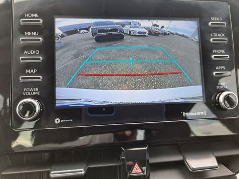 Used 2023 Toyota Camry SE image 10