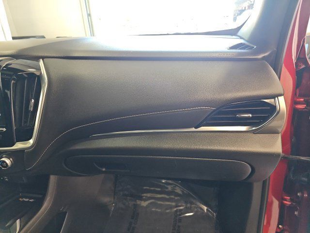 Used 2022 Chevrolet Traverse LT w/ LT Premium Package AWD/4WD image 42
