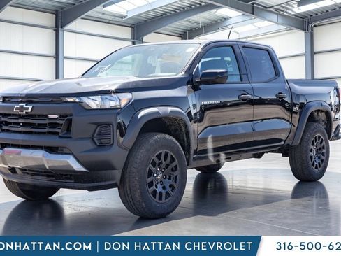 New 2026 Chevrolet Colorado Trail Boss AWD/4WD image 14
