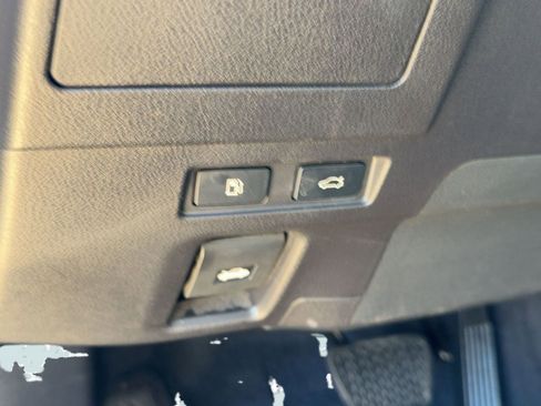 Used 2022 Lexus ES 300h w/ Premium Package image 19