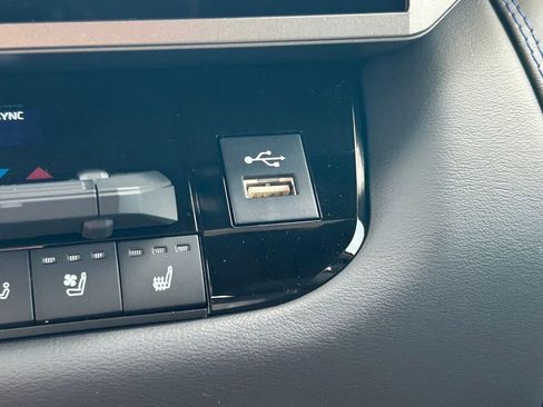 New 2026 Toyota Tundra Platinum AWD/4WD image 41