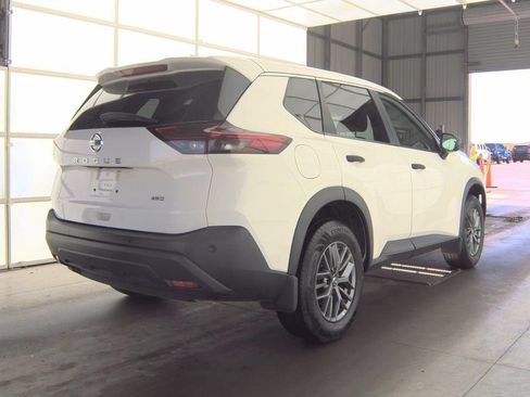Used 2021 Nissan Rogue S AWD/4WD image 3