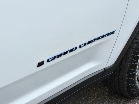 New 2024 Jeep Grand Cherokee Trailhawk image 26