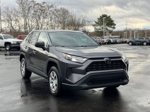 Used 2023 Toyota RAV4 LE image 3