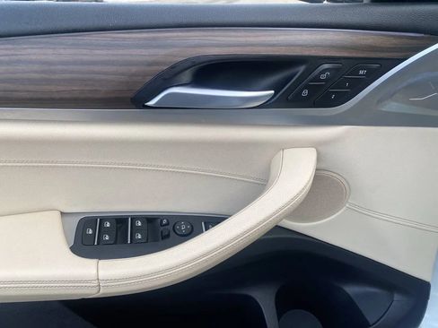 Used 2019 BMW X3 xDrive30i w/ Premium Package image 9