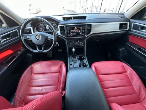 Used 2018 Volkswagen Atlas S image 24