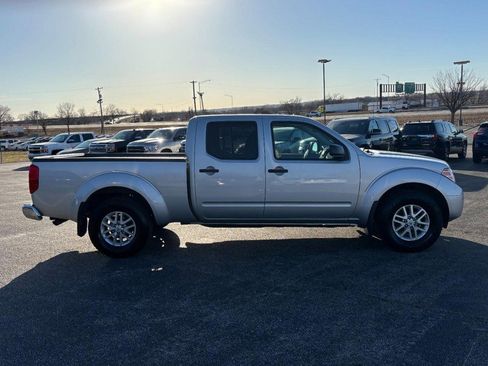 Used 2017 Nissan Frontier SV w/ SV Value Truck Package image 6