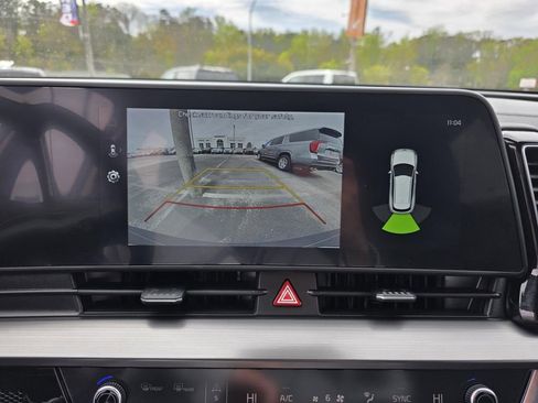 Used 2025 Kia Sportage EX AWD/4WD image 20