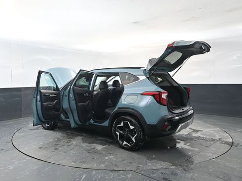 Used 2024 Kia Seltos EX image 27