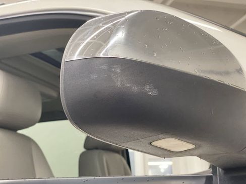 Used 2012 Chevrolet Avalanche LTZ image 35