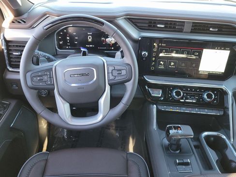 New 2026 GMC Sierra 1500 Denali w/ Technology Package image 8