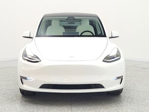 Used 2021 Tesla Model Y Long Range image 2