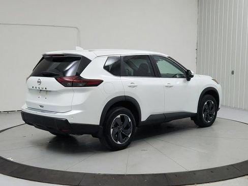 Used 2025 Nissan Rogue SV FWD image 7
