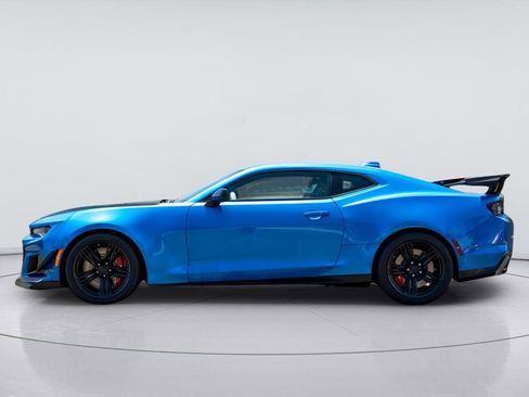 Used 2024 Chevrolet Camaro ZL1 RWD image 9