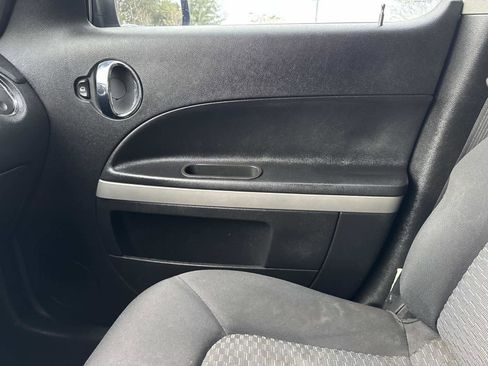 Used 2008 Chevrolet HHR LT w/ Sun and Fun Edtion Package image 24