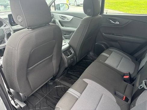 New 2026 Chevrolet Blazer LT w/ Midnight/Sport Edition AWD/4WD image 28