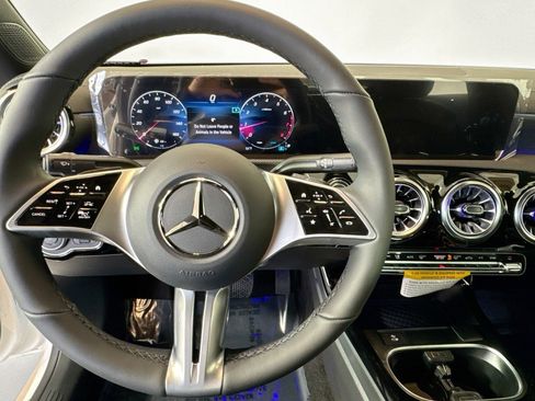 Used 2026 Mercedes-Benz CLA 250 image 11