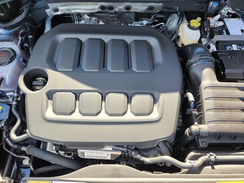 New 2026 Volkswagen Tiguan SE image 19