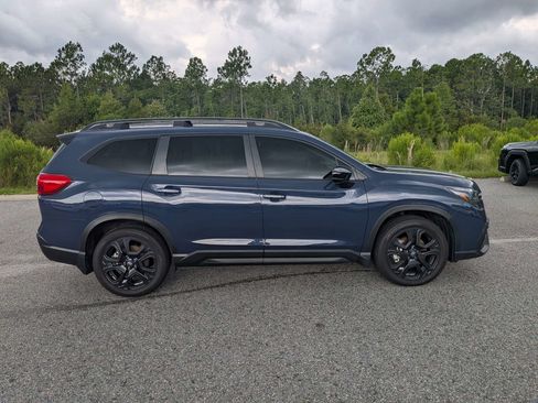 Used 2025 Subaru Ascent Onyx Edition AWD/4WD image 3