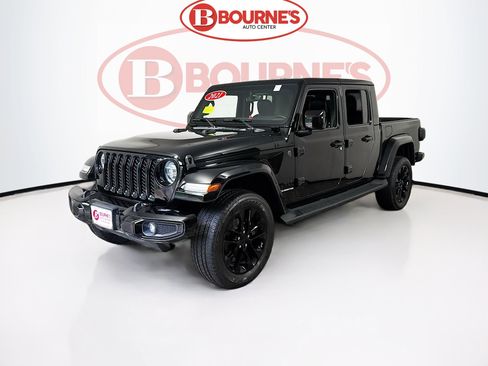 Used 2021 Jeep Gladiator Overland AWD/4WD image 6