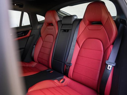 Certified 2025 Porsche Panamera 4 AWD/4WD image 27