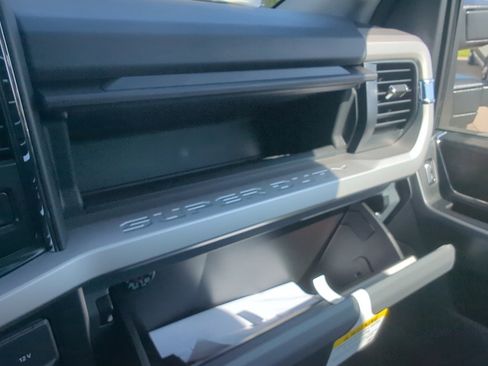 New 2025 Ford F350 XLT w/ Black Appearance Package image 33