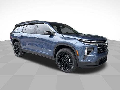 New 2026 Chevrolet Traverse LT w/ LPO, Floor Liner Package image 3