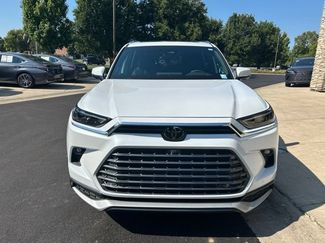 Used 2026 Toyota Grand Highlander AWD Hybrid video 2