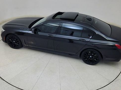 Used 2022 BMW 750i xDrive w/ Executive Package AWD/4WD image 79
