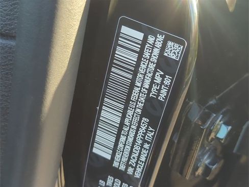 Used 2023 Jeep Renegade Latitude image 29