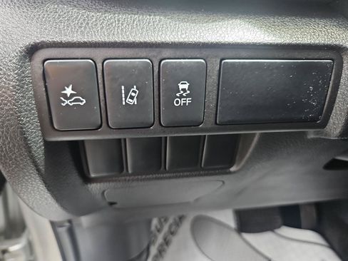 Used 2024 Mitsubishi Eclipse Cross LE AWD/4WD image 24