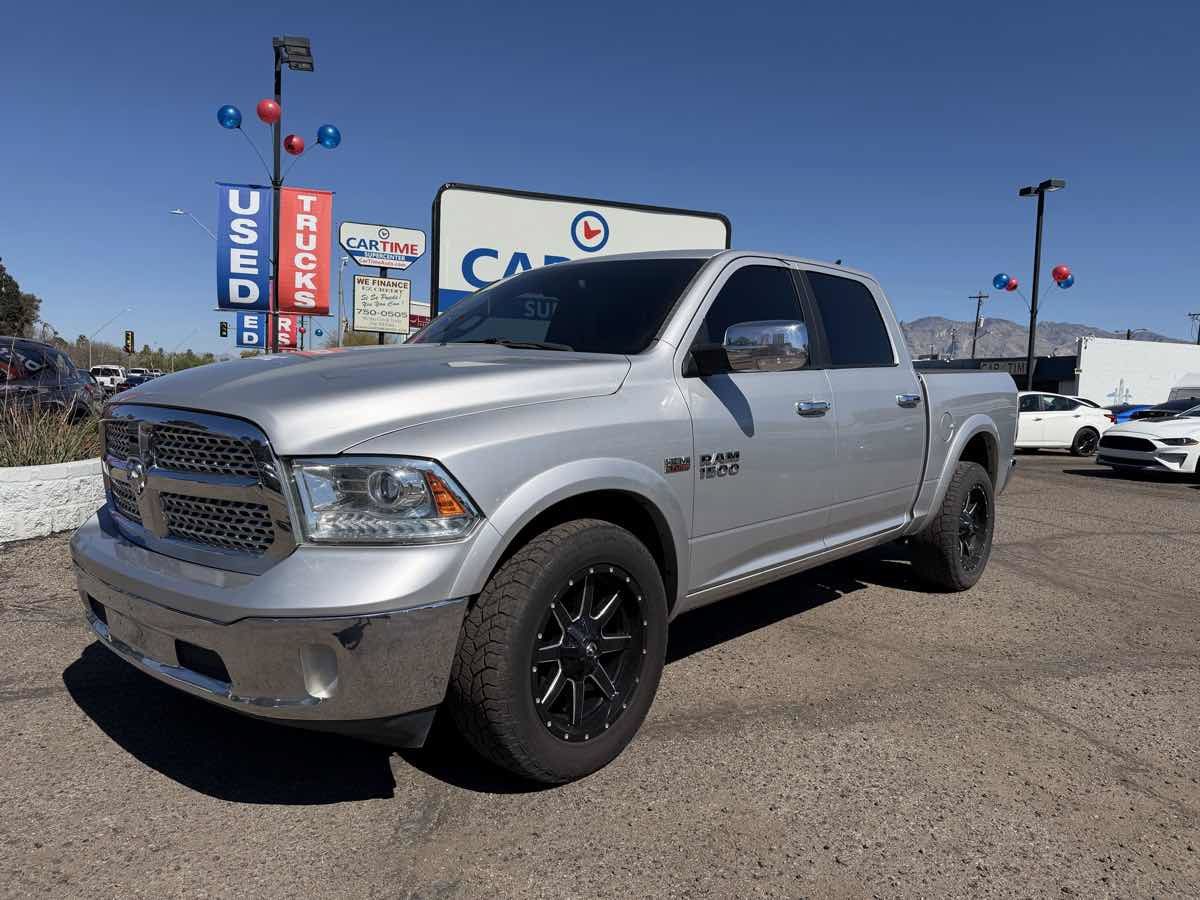 Used 2017 RAM 1500 Laramie AWD/4WD image 1