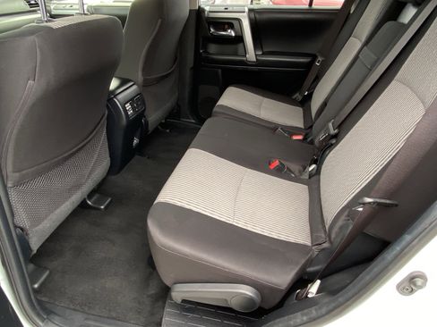 Certified 2024 Toyota 4Runner SR5 AWD/4WD image 23