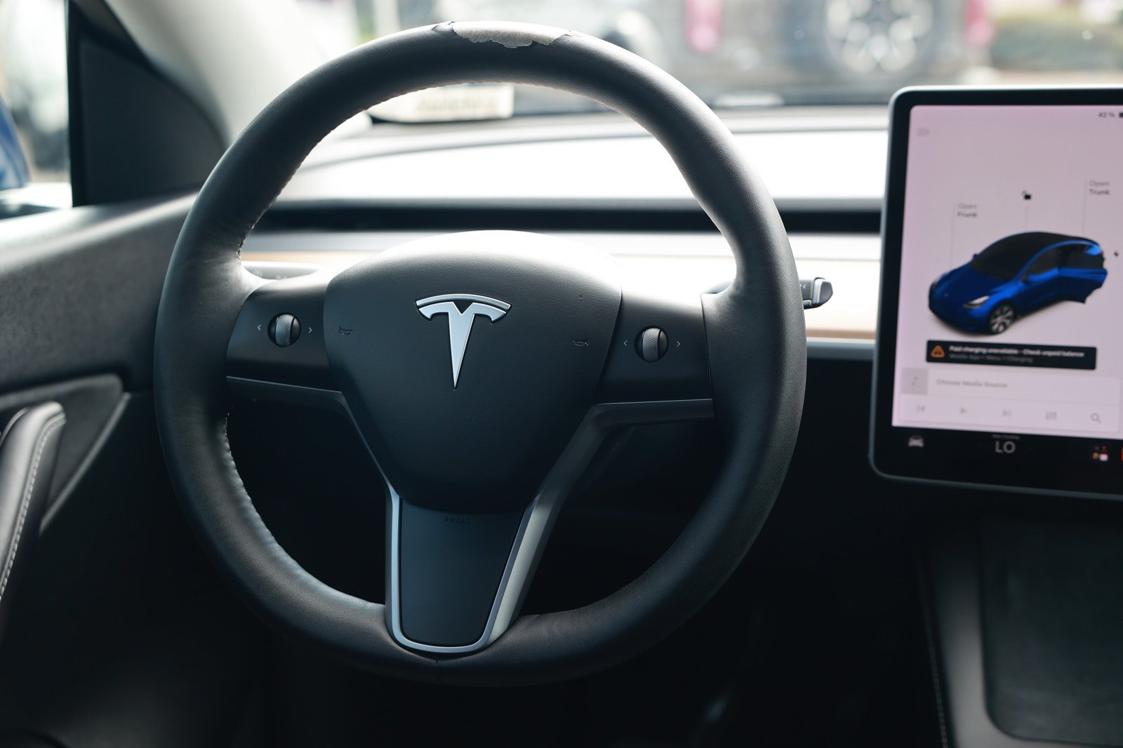 Used 2021 Tesla Model Y Long Range AWD/4WD image 27