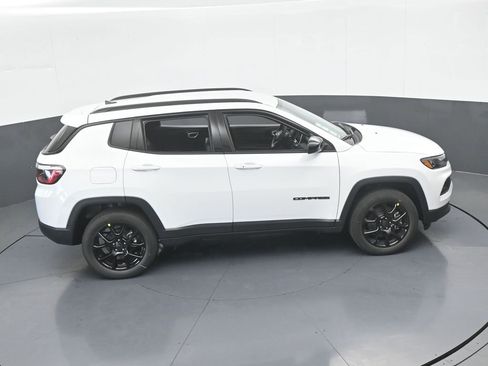 New 2026 Jeep Compass Latitude image 44