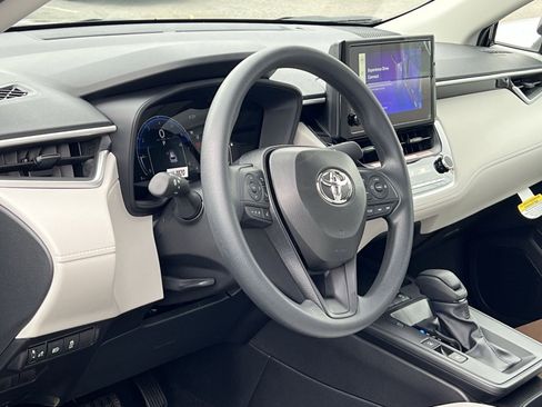 New 2026 Toyota Corolla Cross L image 11