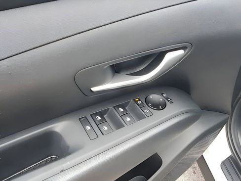 Certified 2025 Hyundai Tucson SEL FWD image 39