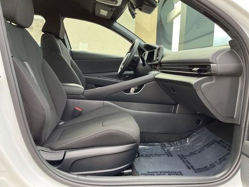 New 2026 Hyundai Elantra Sport image 33