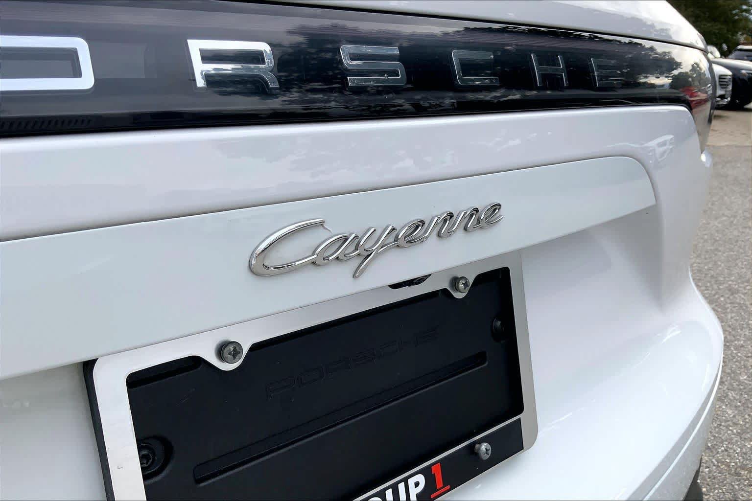Used 2023 Porsche Cayenne AWD/4WD image 10