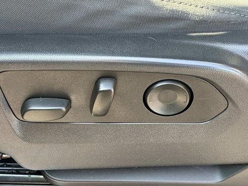 Used 2019 Nissan Frontier PRO-4X AWD/4WD image 52