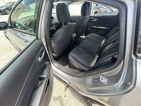Used 2015 Dodge Dart SXT FWD image 8